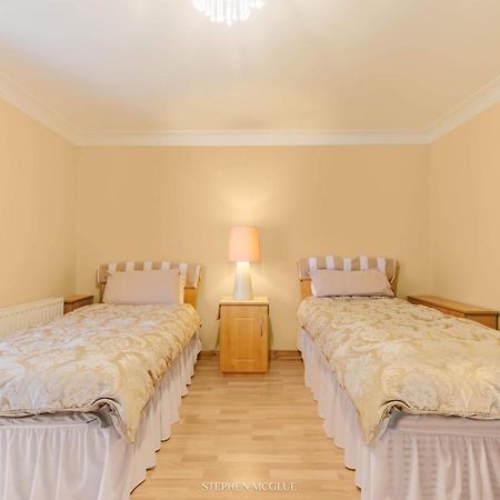 Dunleath House Hotel ดาว์นแพทริค ภายนอก รูปภาพ